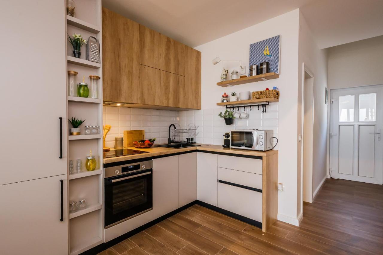 Apartment Maestral Sutivan Kültér fotó